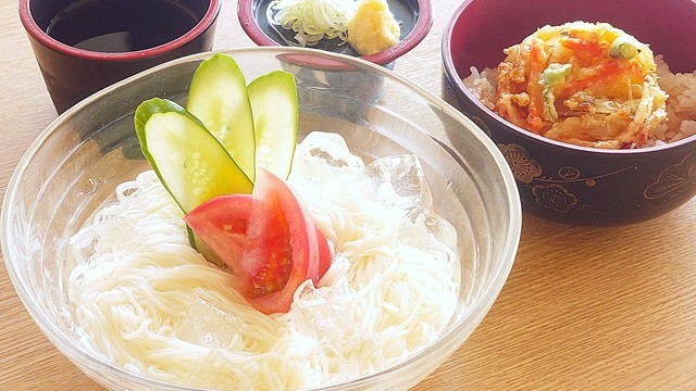 そうめんとミニかき揚げ丼
